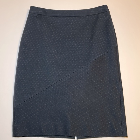 Classiques Entier navy pinstripe pencil skirt - Picture 1 of 5